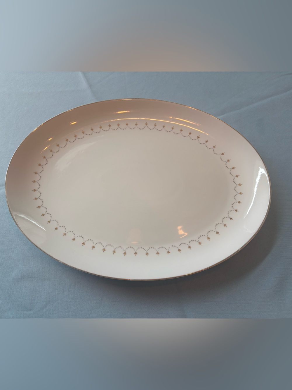 Mikasa Elegant White Porcelain Serving Platter with Gold Trim